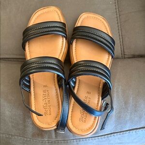Bella Vita Black and Tan Strappy Sandals